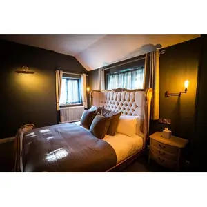 Buy A Gift Overnight Stay with Dinner and Fizz for Two at The Bridge Hotel