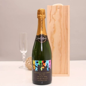 Giftsonline4u Personalised Graduation Champagne Silhouette Design Gift